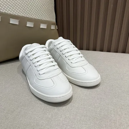 ディオール カジュアルシューズ