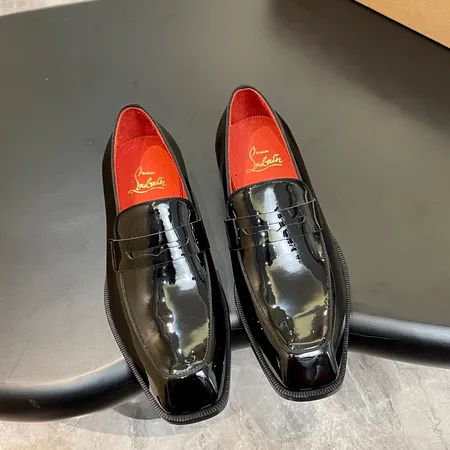 クリスチャン・ルブタン ビジネスシューズ