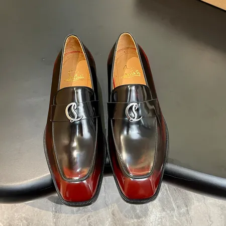 クリスチャン・ルブタン ビジネスシューズ