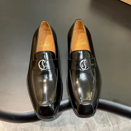 クリスチャン・ルブタン ビジネスシューズ