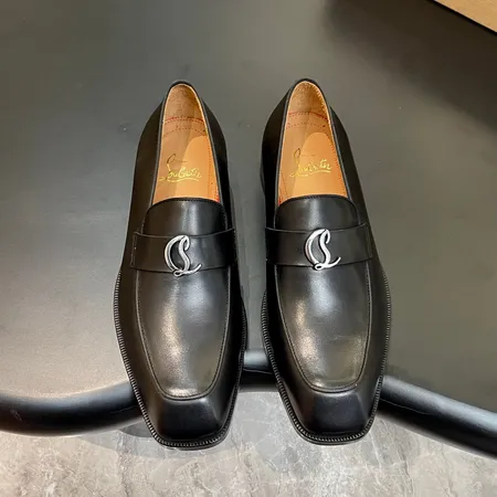 クリスチャン・ルブタン ビジネスシューズ