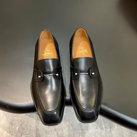 クリスチャン・ルブタン ビジネスシューズ