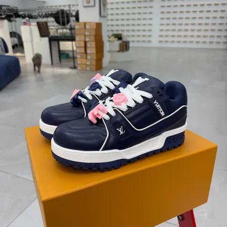 ルイヴィトン カジュアルシューズ