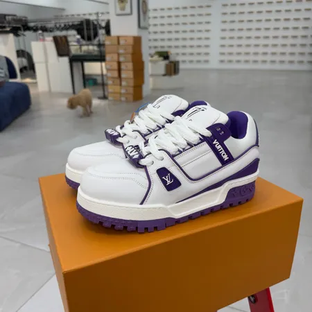 ルイヴィトン カジュアルシューズ