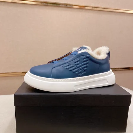 アルマーニ カジュアルシューズ