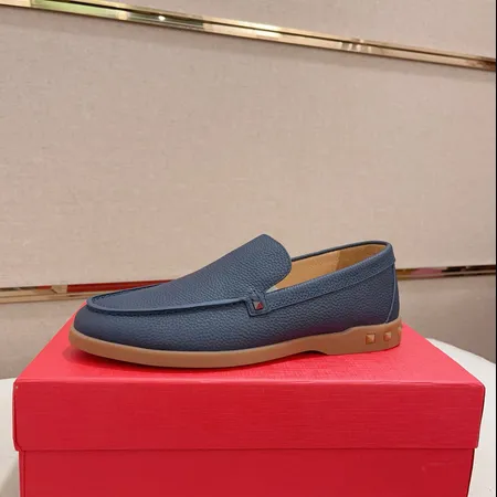 ヴァレンティノ カジュアルシューズ