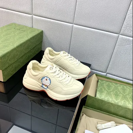 グッチ スニーカー