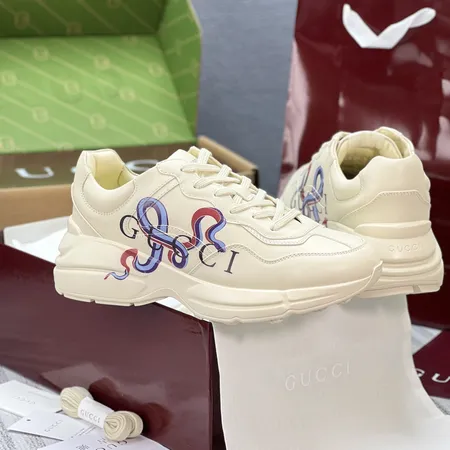 グッチ スニーカー