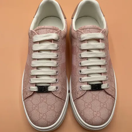 グッチ カジュアルシューズ