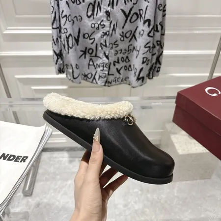 グッチ スリッパ