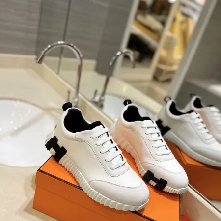 エルメス カジュアルシューズ