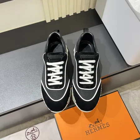 エルメス スニーカー