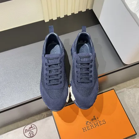 エルメス スニーカー