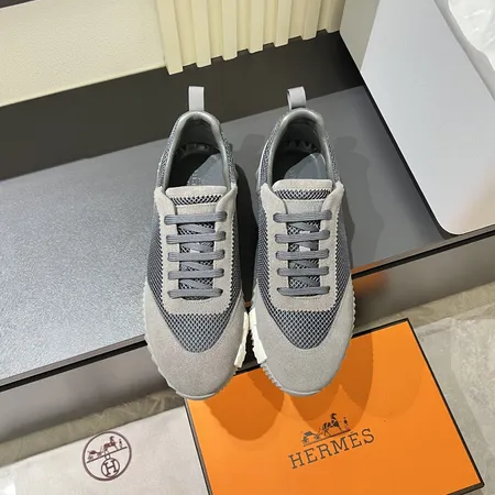 エルメス スニーカー