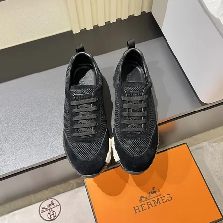 エルメス スニーカー