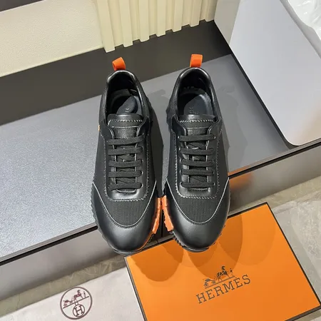 エルメス スニーカー