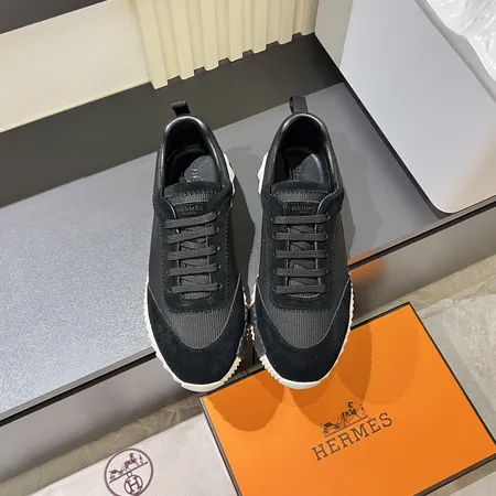 エルメス スニーカー