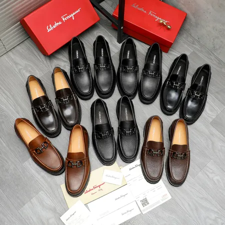 フェラガモ ビジネスシューズ