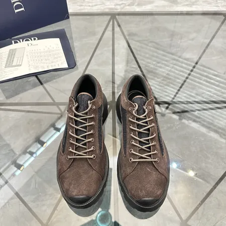 ディオール カジュアルシューズ