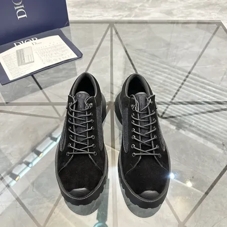 ディオール カジュアルシューズ