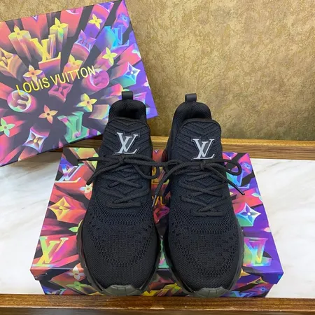 ルイヴィトン スニーカー