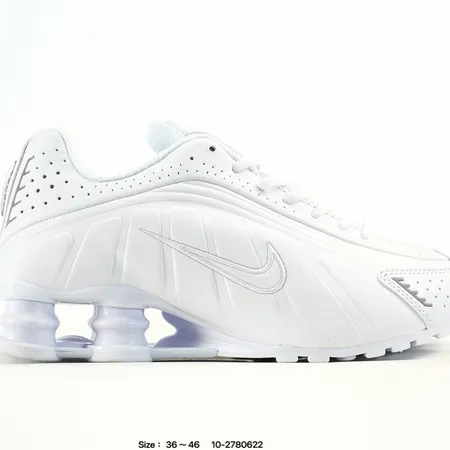 ナイキ スニーカー