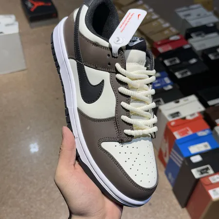 ナイキ カジュアルシューズ