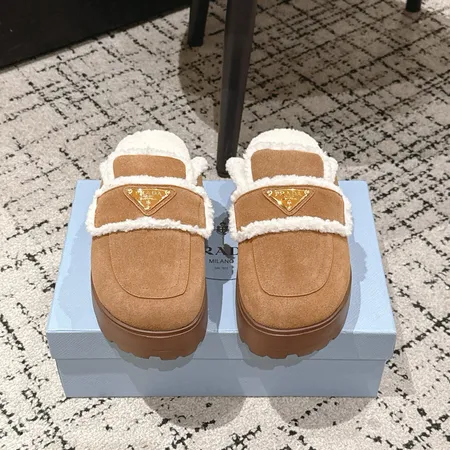 プラダ スリッパ