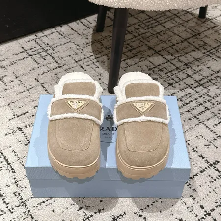 プラダ スリッパ