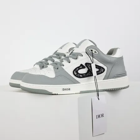 ディオール カジュアルシューズ