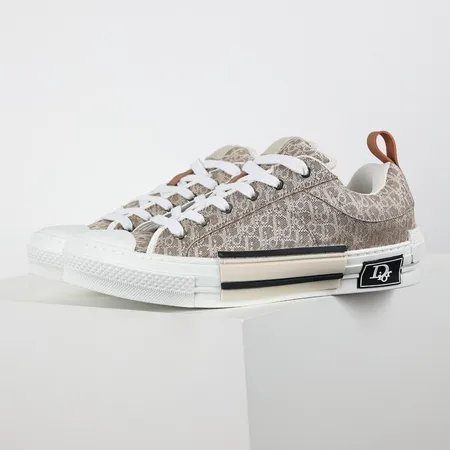 ディオール カジュアルシューズ