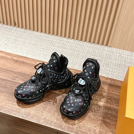 ルイヴィトン スニーカー