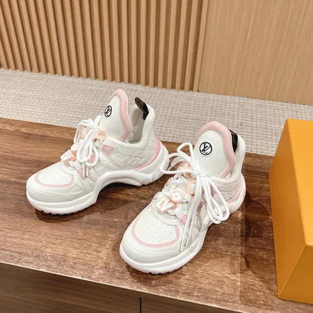 ルイヴィトン スニーカー