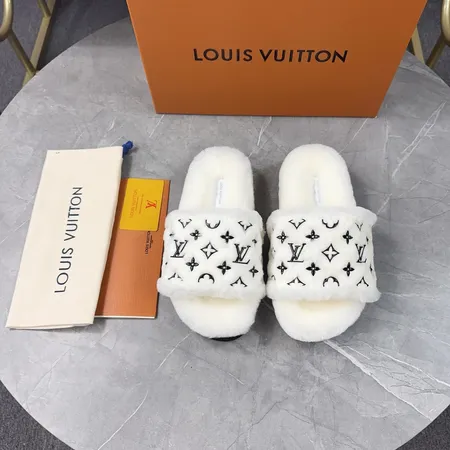 ルイヴィトン スリッパ