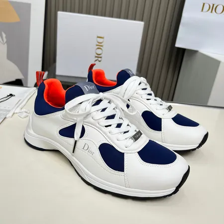 ディオール スニーカー