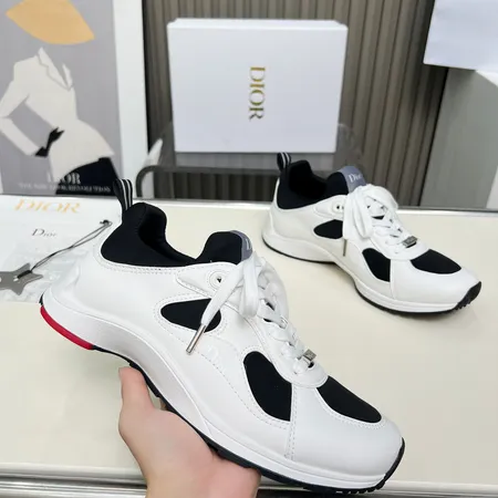 ディオール スニーカー