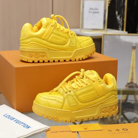 ルイヴィトン カジュアルシューズ