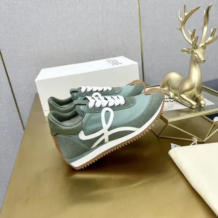 ロエベ カジュアルシューズ