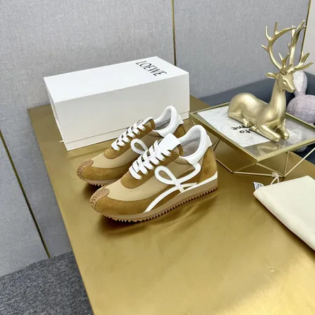 ロエベ カジュアルシューズ