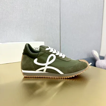 ロエベ カジュアルシューズ