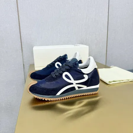 ロエベ カジュアルシューズ