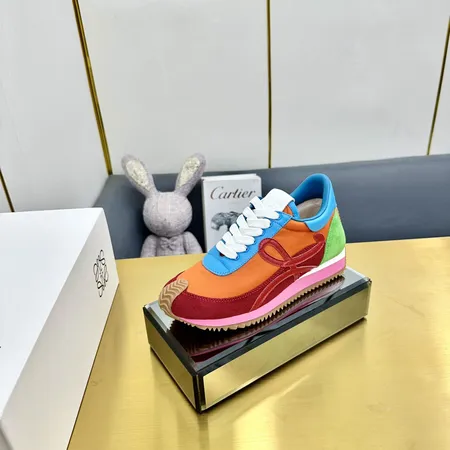 ロエベ カジュアルシューズ