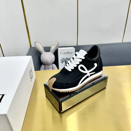 ロエベ カジュアルシューズ