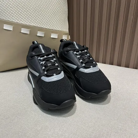 ディオール スニーカー