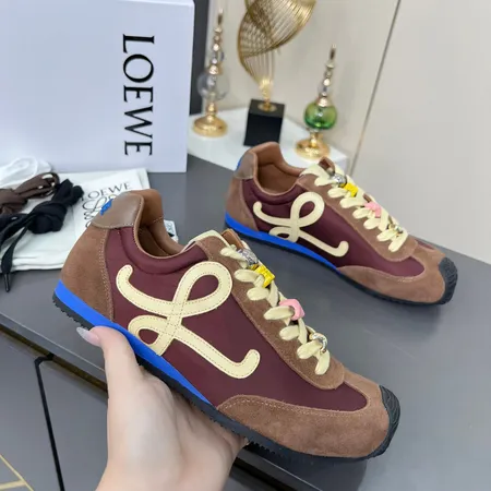 ロエベ カジュアルシューズ