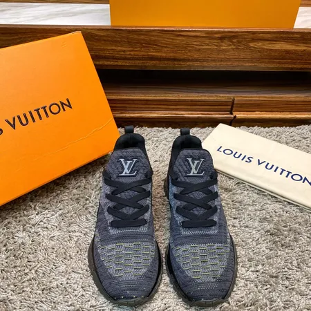 ルイヴィトン スニーカー