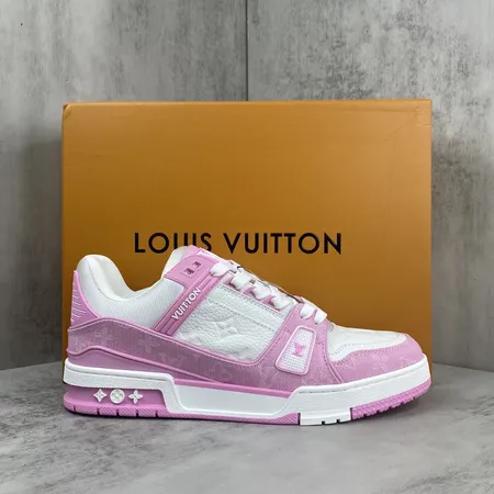 ルイヴィトン カジュアルシューズ