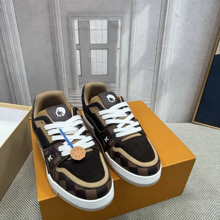 ルイヴィトン カジュアルシューズ