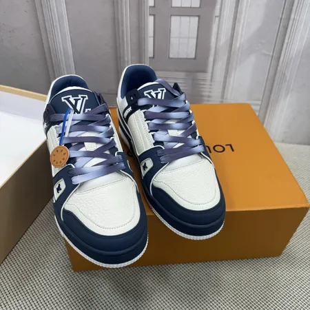 ルイヴィトン カジュアルシューズ