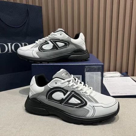 ディオール スニーカー